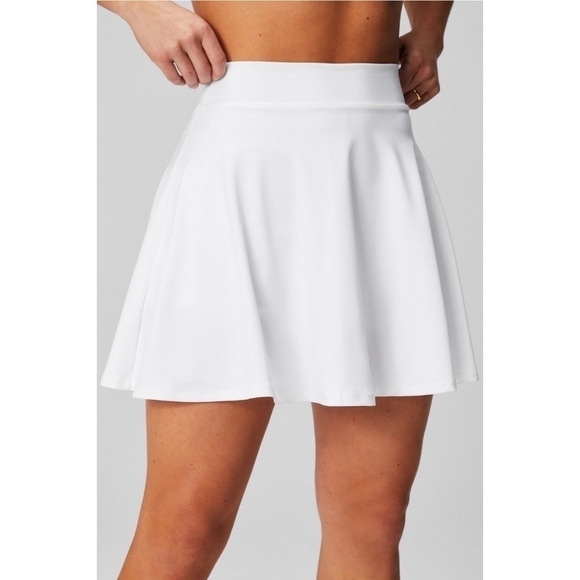 Fabletics Pants - NWT Fabletics White Flounce Skort